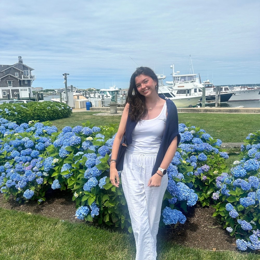 Meet your Posher, Lizzy